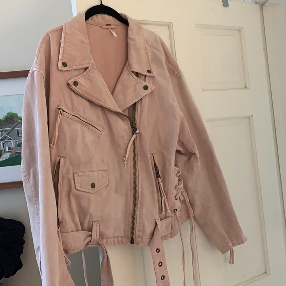 Jean jacket - Picture 1 of 4